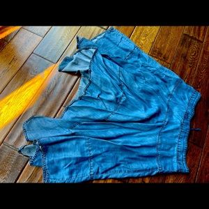 Comfy, lightweight HD skirt